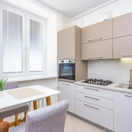 Luxury With 2 Bedrooms On Nezavisimosti 23 Minsk